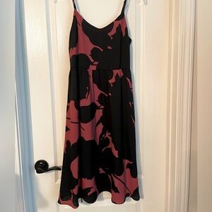 Flowy LOFT size 0P dress